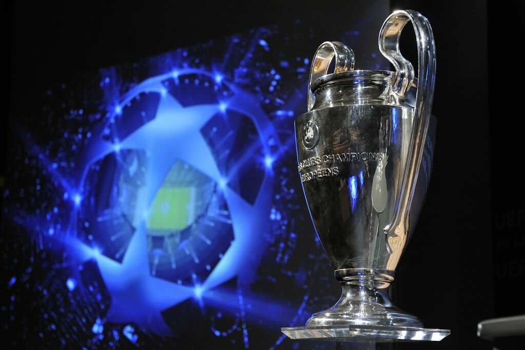 Champions-League-trophy-generic