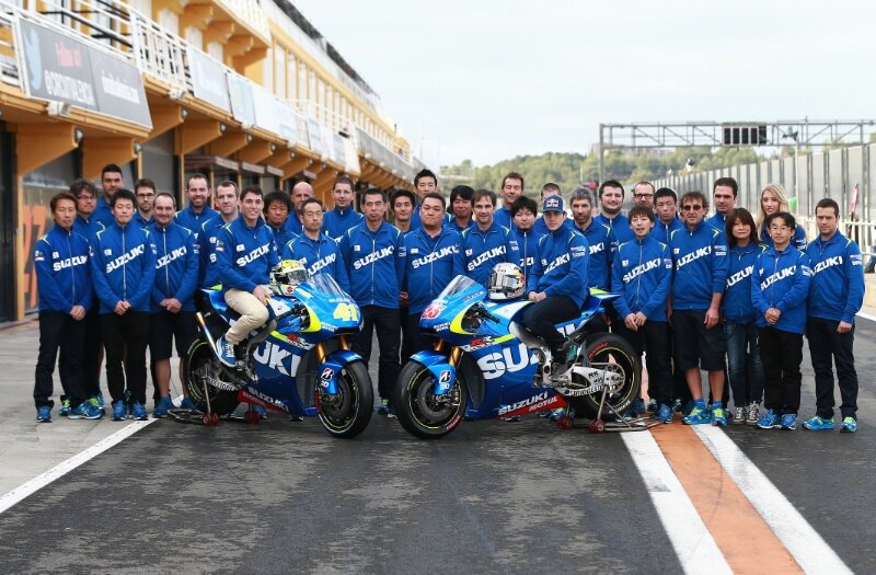 Foto Tim Suzuki MotoGP 2015
