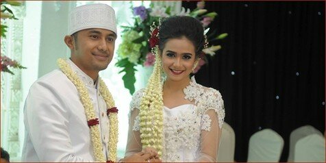 Foto Pernikahan Hengky Kurniawan dan Sonya Fatmala